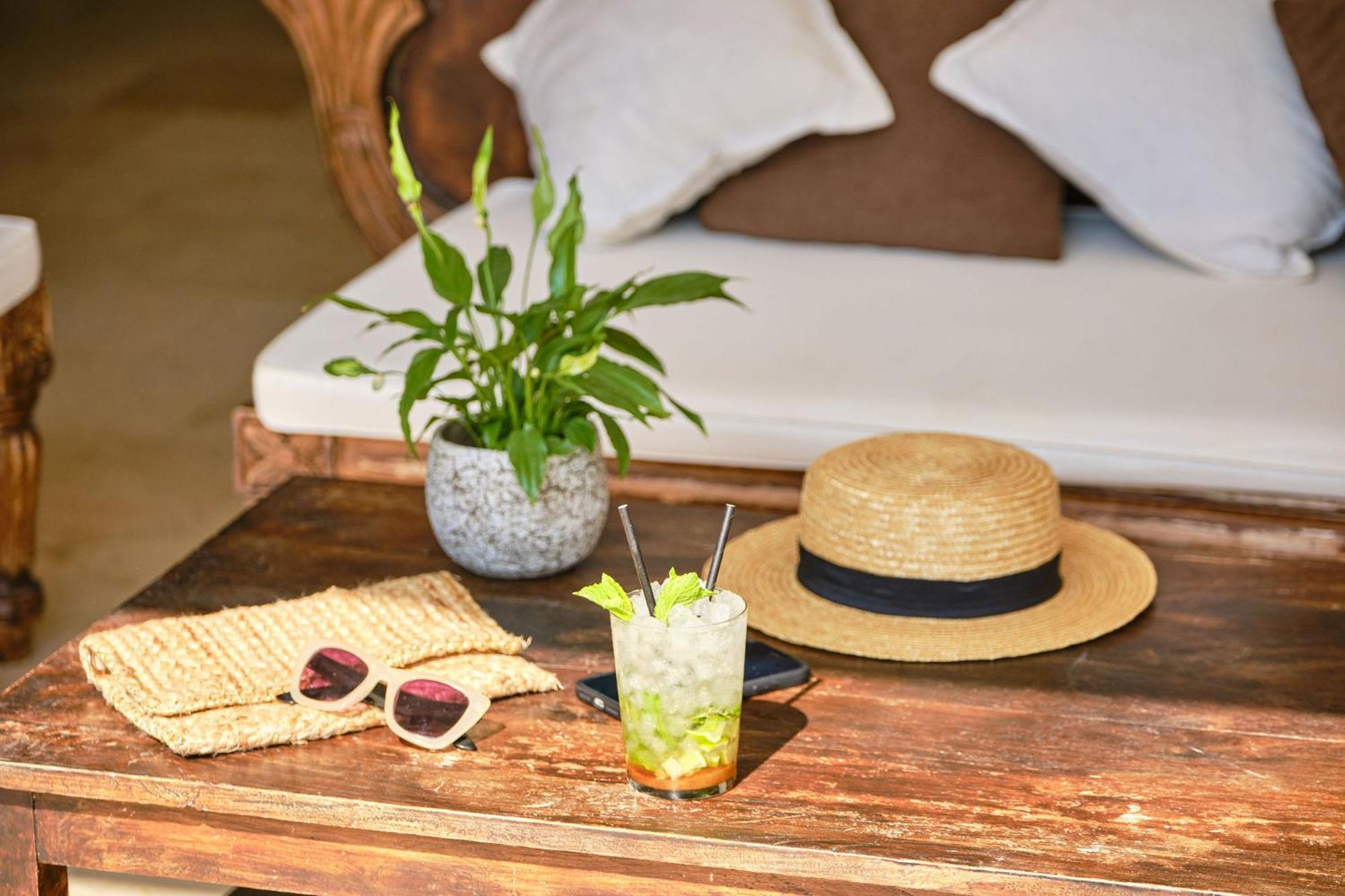 Hotel Boutique Bon Repos - Adults Only Santa Ponsa Luaran gambar